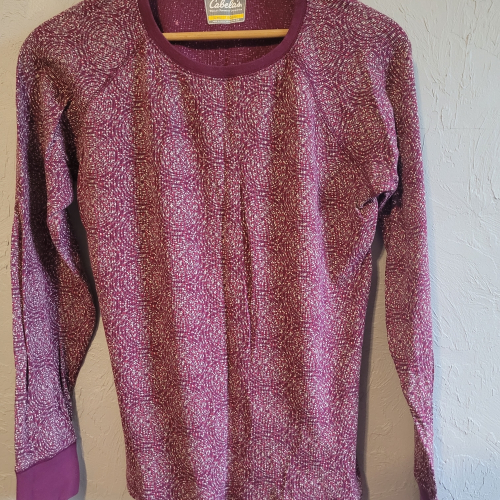 Cabela's Purple Long Sleeve Top